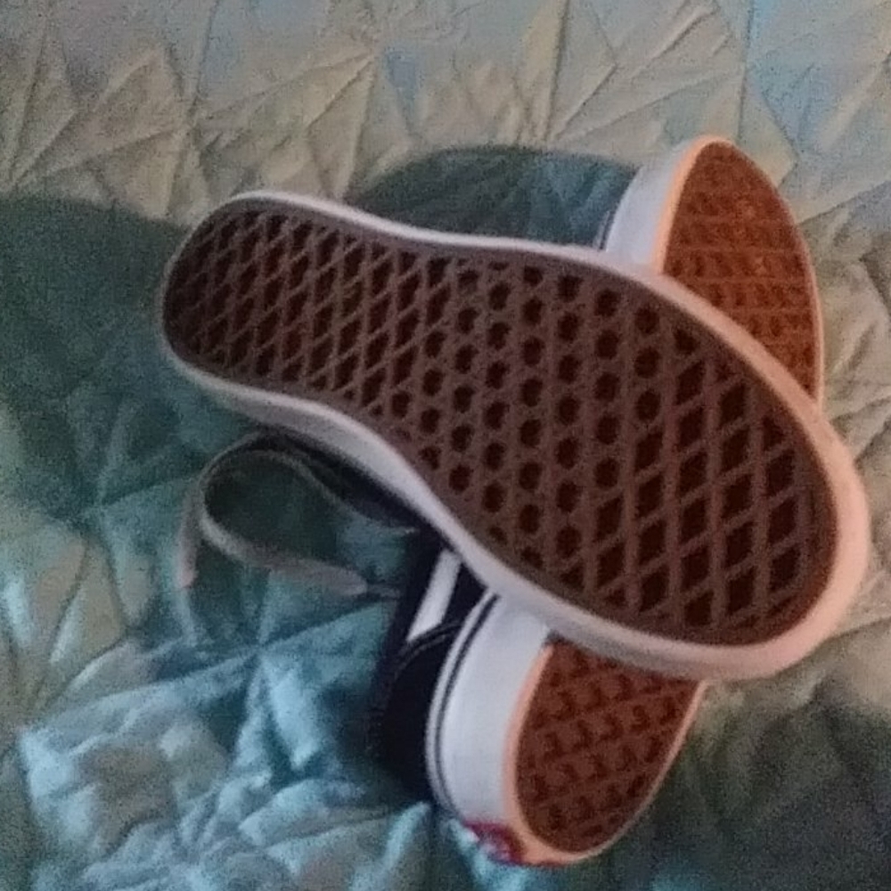 Shoes - Picture 3 of 3